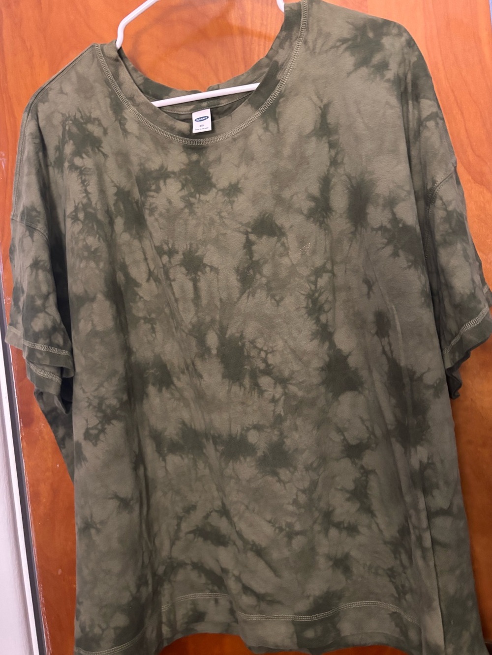 Old Navy Oversized Cropped Olive Tie-Dye Crew Neck T-Shirt